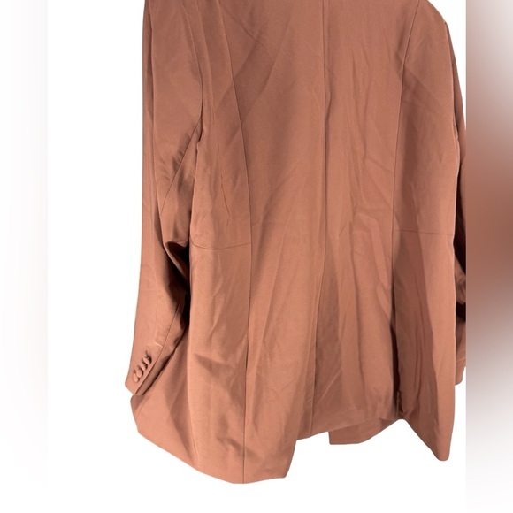 NWT Torrid Soho Studio Refined Crepe Blazer Root Beer 3x 22 24 - Picture 5 of 7